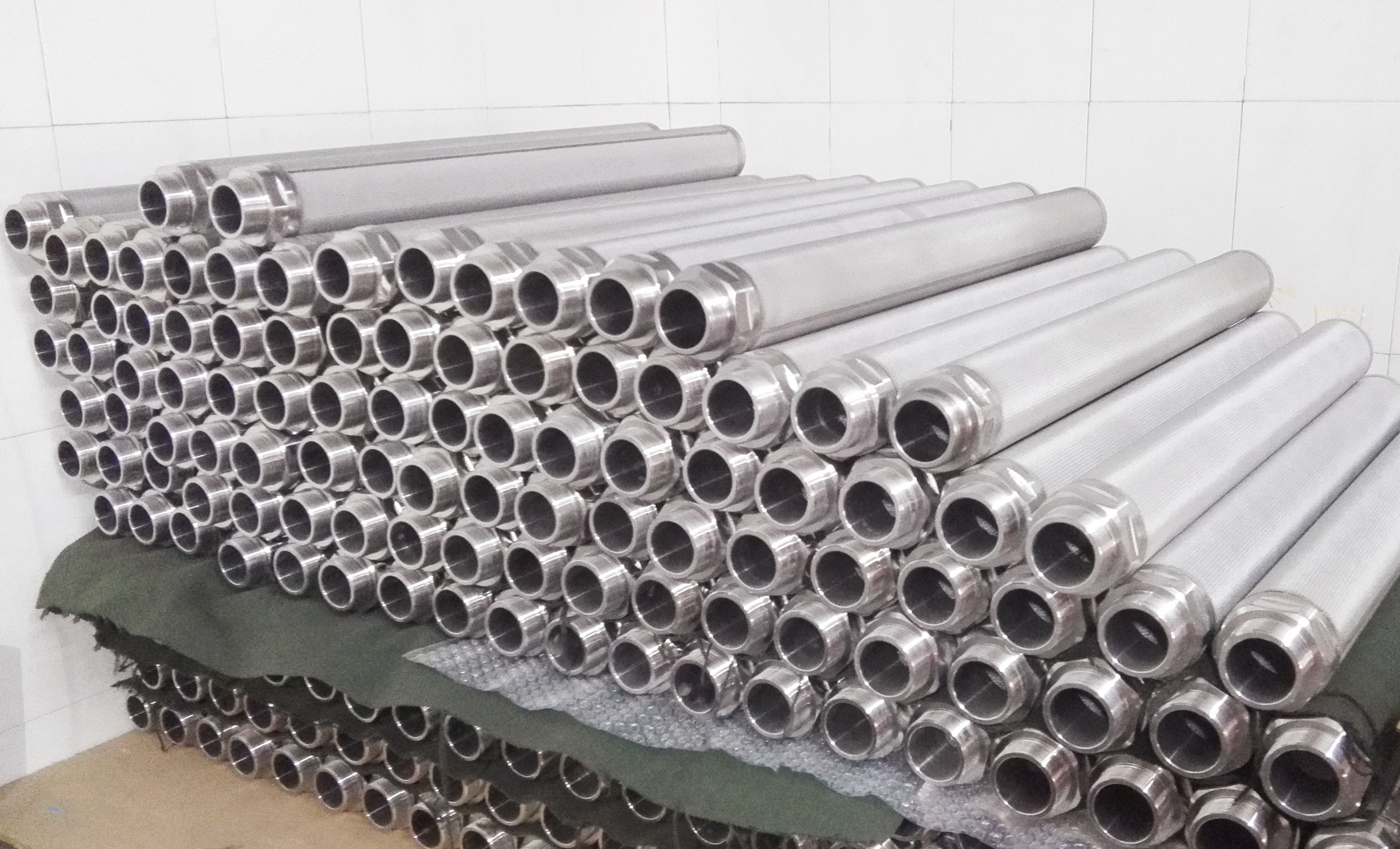 不銹鋼燒結(jié)網(wǎng)濾芯 (4)